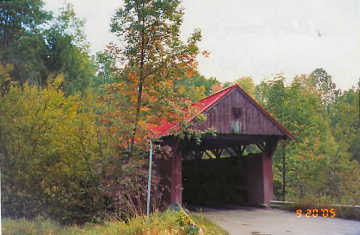 Red Bridge. Photo by Liz Keating, September 20, 2005